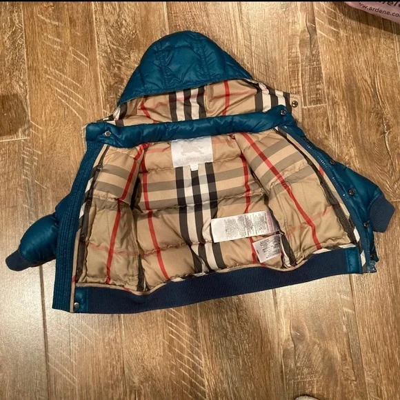 Authentic Toddler Burberry Jacket-2T - Picture 2 of 7